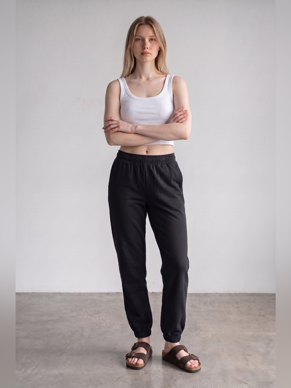 DSG Black Elastic Waist Jogger Pants with pockets. Size Small.